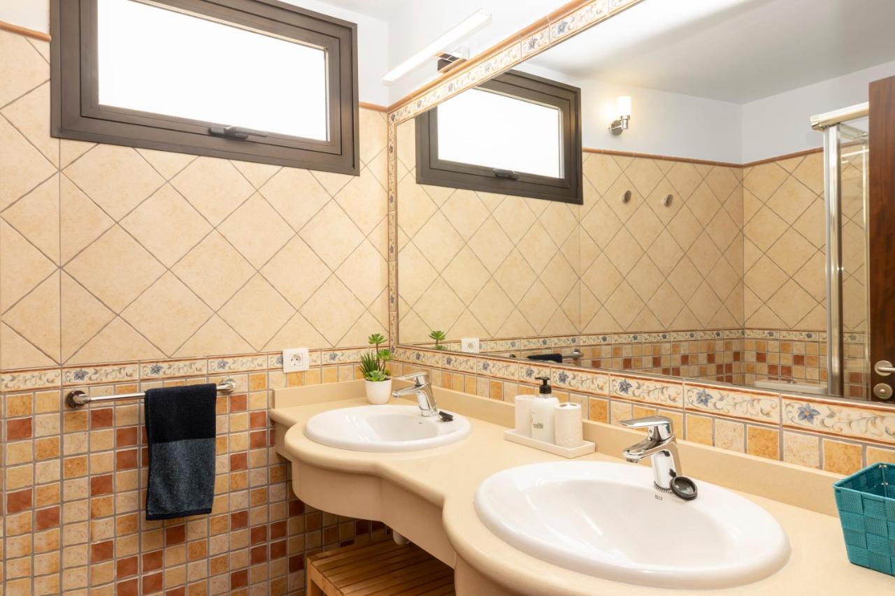 Famara House 12ヴィラ エクステリア 写真